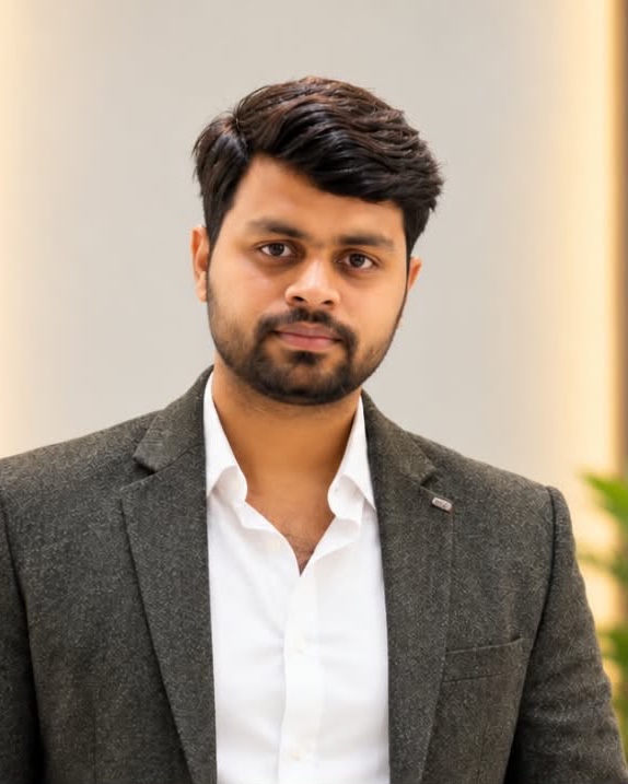 Vineet Yadav, PGT (Sociology) and TGT (Social Studies)